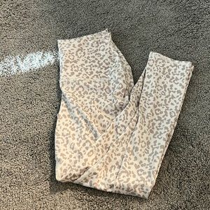 Tan Cheetah Leggings